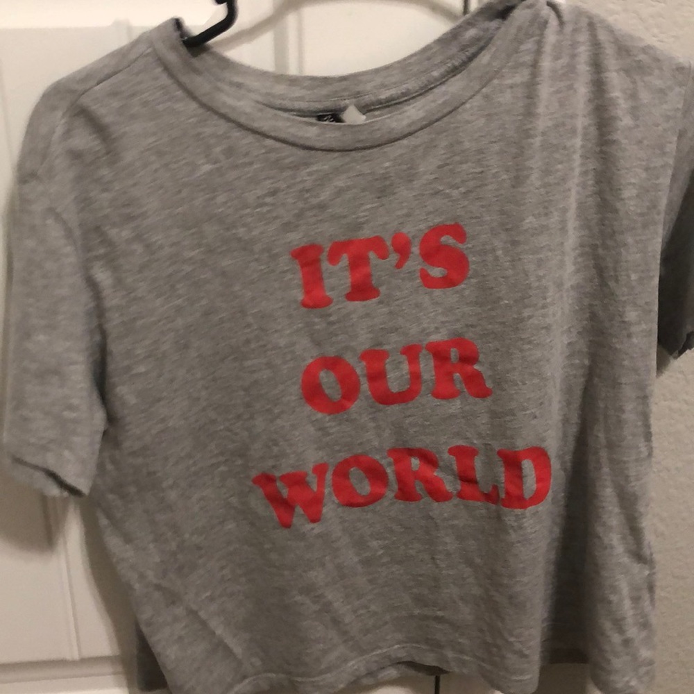 Crop top - Picture 2 of 3